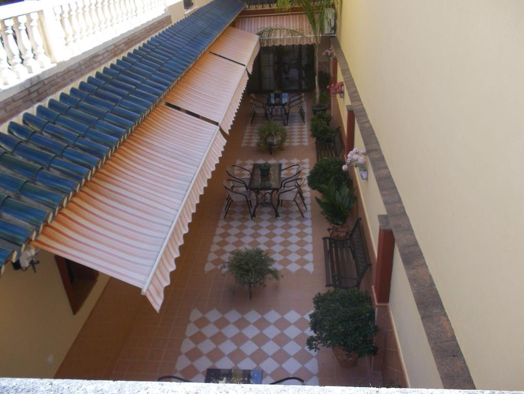Hostal Monteolivos Cártama Exteriör bild